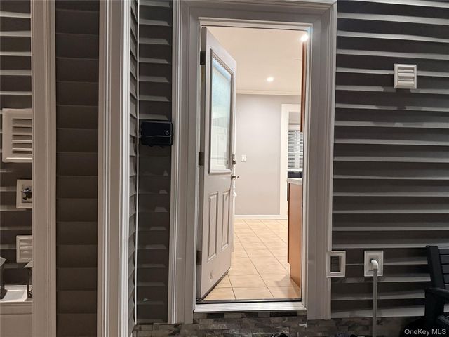 331 American Boulevard, Brentwood, NY 11717