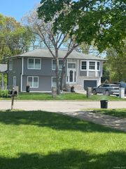 331 American Boulevard, Brentwood, NY 11717