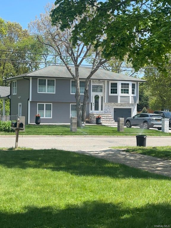 331 American Boulevard, Brentwood, NY 11717