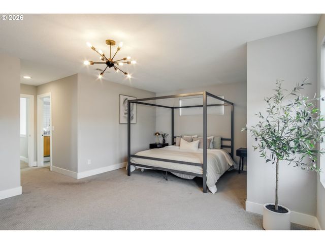 6520 Ne GRAND Ave, Portland, OR 97211