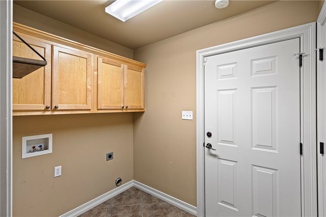 2708 N Mobile Avenue, Russellville, AR 72802