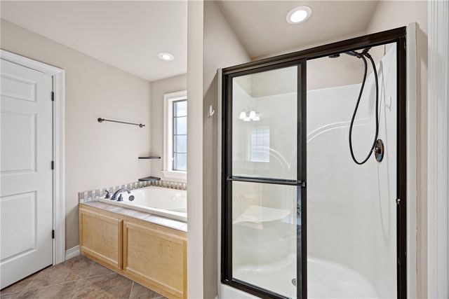 2708 N Mobile Avenue, Russellville, AR 72802