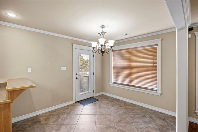 2708 N Mobile Avenue, Russellville, AR 72802