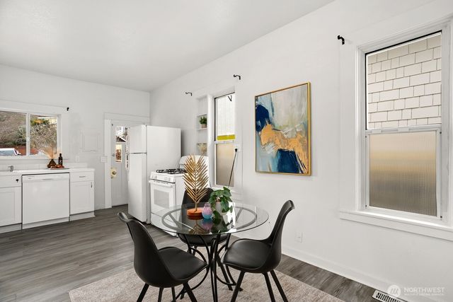 4135 36th Ave SW, Seattle, WA 98126