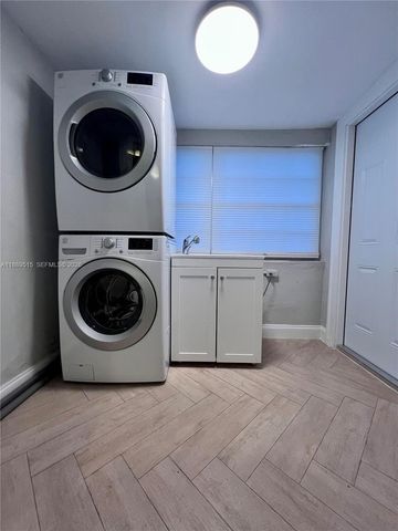 361 SW 20th Cottage B, Miami, FL 33129