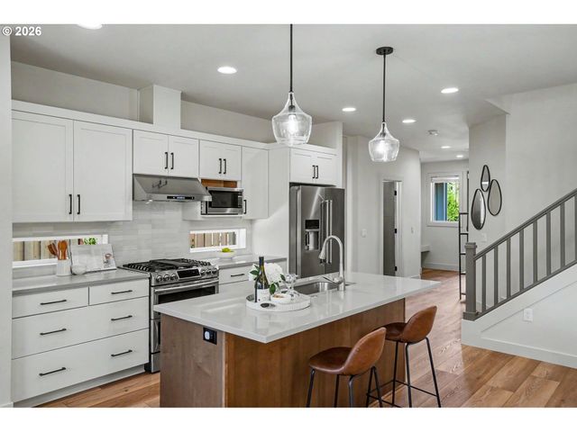 1174 Sw SYLVIA St, Corvallis, OR 97333