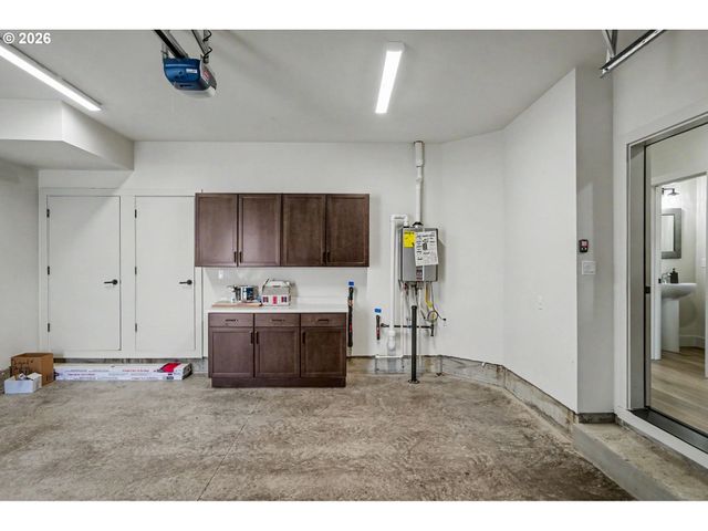 1174 Sw SYLVIA St, Corvallis, OR 97333