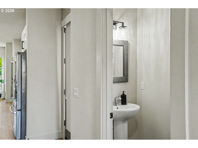 1174 Sw SYLVIA St, Corvallis, OR 97333