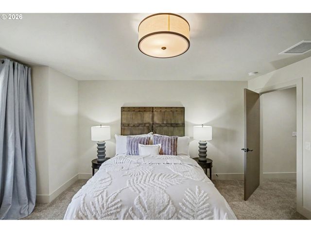 1174 Sw SYLVIA St, Corvallis, OR 97333