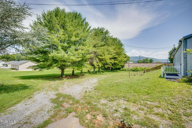 750 Old Stage Road, Church Hill, TN 37642