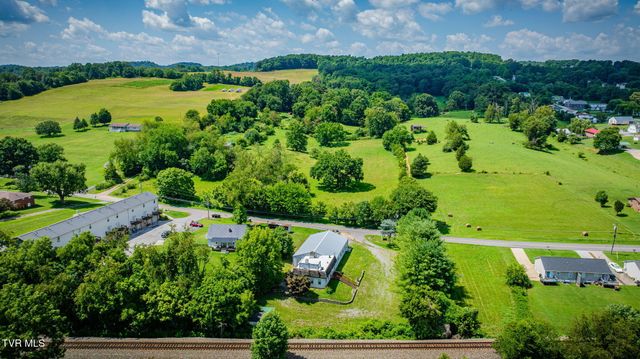 750 Old Stage Road, Church Hill, TN 37642