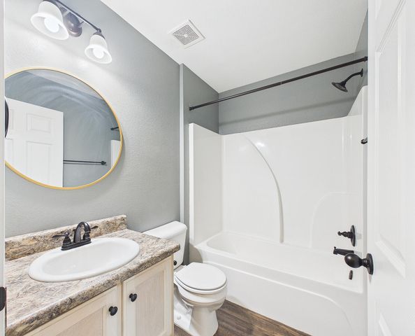 2776 Penn Street, Navarre, FL 32566