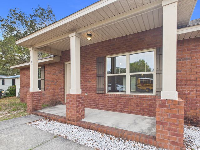 2776 Penn Street, Navarre, FL 32566