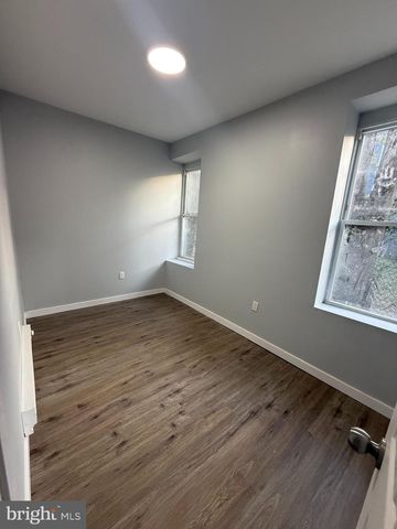 2260 N 16TH ST, Philadelphia, PA 19132