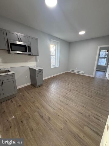 2260 N 16TH ST, Philadelphia, PA 19132