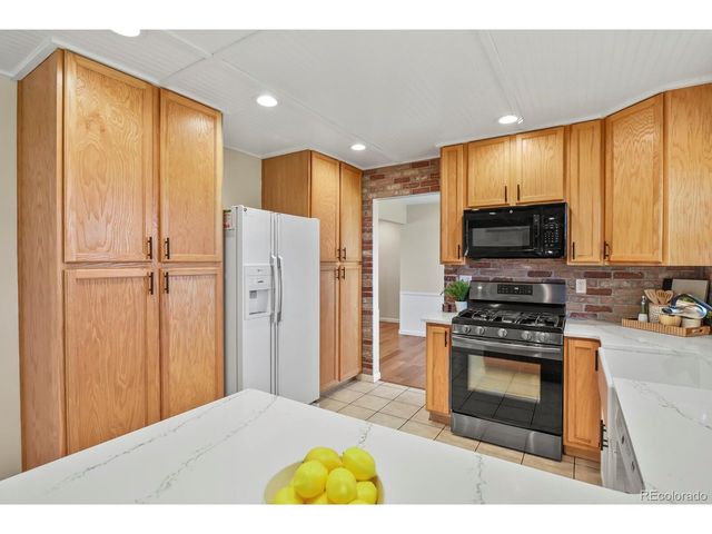 12222 N 1st St, Parker, CO 80134