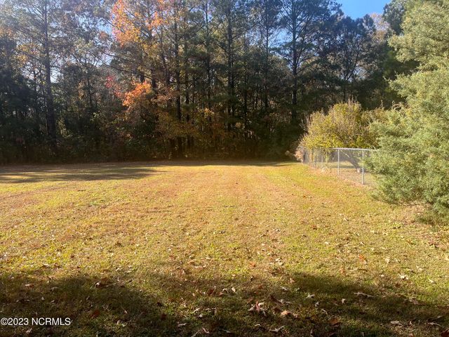 5826 Marvin Taylor Road, Ayden, NC 28513