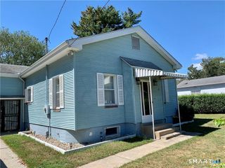 11 Miami Avenue, Old Lyme, CT 06371