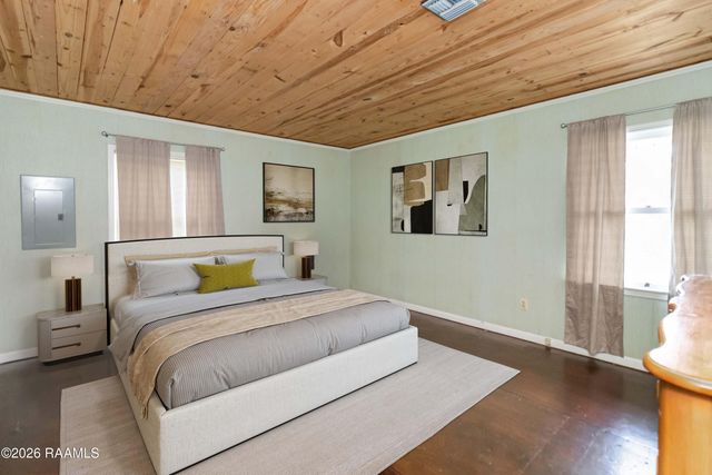 2281 Cecilia Sr High School Highway, Breaux Bridge, LA 70517