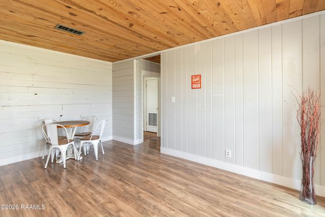 2281 Cecilia Sr High School Highway, Breaux Bridge, LA 70517