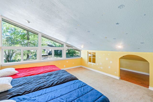 401 Cathy Street, Lone Star, TX 75668