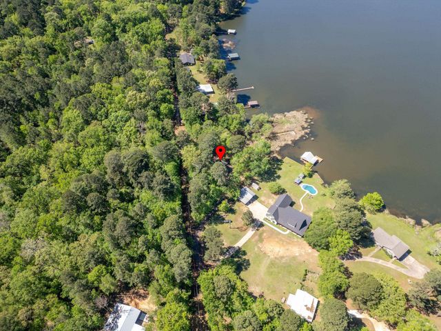 401 Cathy Street, Lone Star, TX 75668