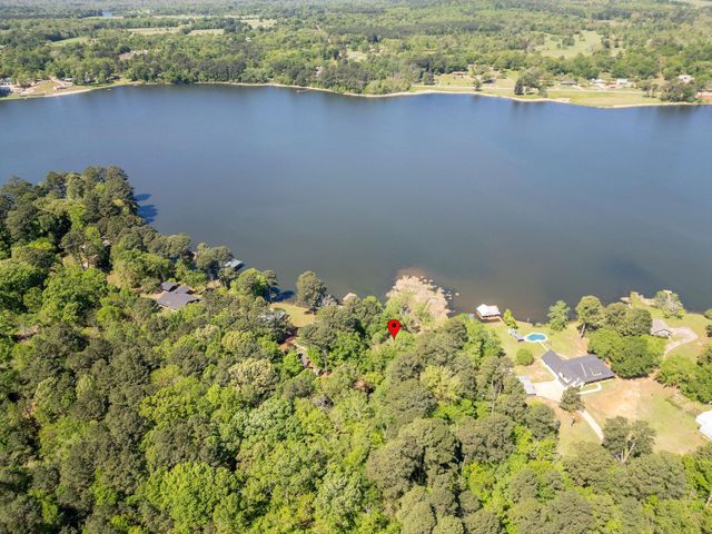 401 Cathy Street, Lone Star, TX 75668