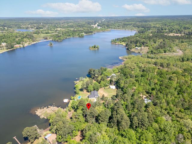 401 Cathy Street, Lone Star, TX 75668
