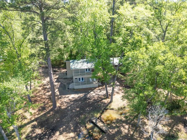 401 Cathy Street, Lone Star, TX 75668