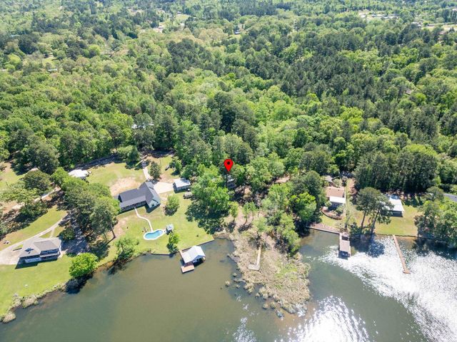401 Cathy Street, Lone Star, TX 75668