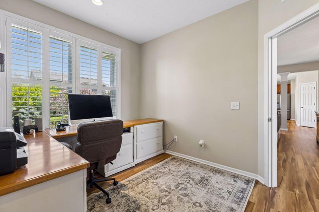 7136 Peony Lane N, Maple Grove, MN 55311