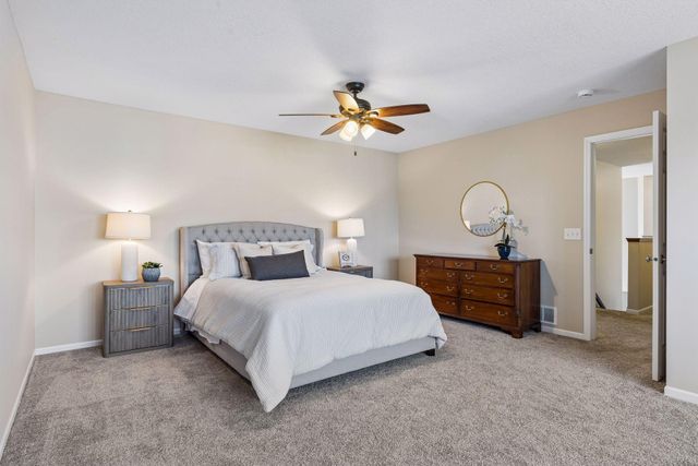 7136 Peony Lane N, Maple Grove, MN 55311