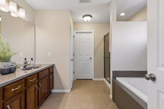 7136 Peony Lane N, Maple Grove, MN 55311