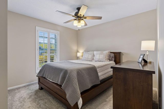 7136 Peony Lane N, Maple Grove, MN 55311