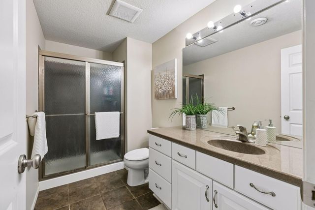 7136 Peony Lane N, Maple Grove, MN 55311