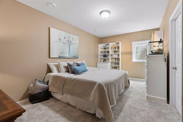 7136 Peony Lane N, Maple Grove, MN 55311