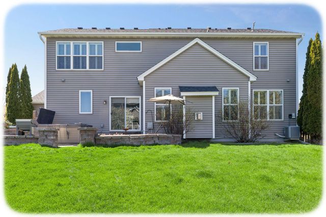 7136 Peony Lane N, Maple Grove, MN 55311