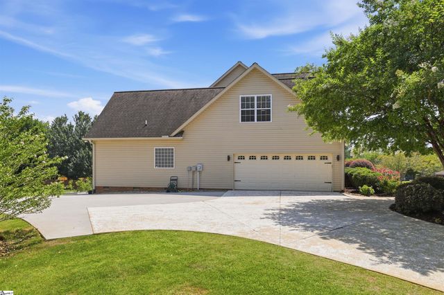 238 Donegal Drive, Moore, SC 29369