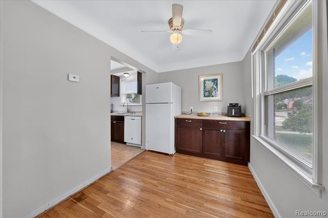 14010 Hart Street, Oak Park, MI 48237