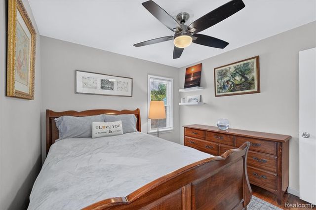 14010 Hart Street, Oak Park, MI 48237