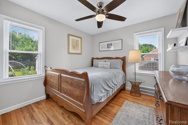 14010 Hart Street, Oak Park, MI 48237