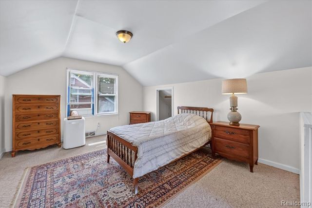 14010 Hart Street, Oak Park, MI 48237