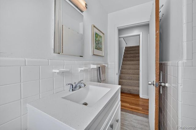 14010 Hart Street, Oak Park, MI 48237