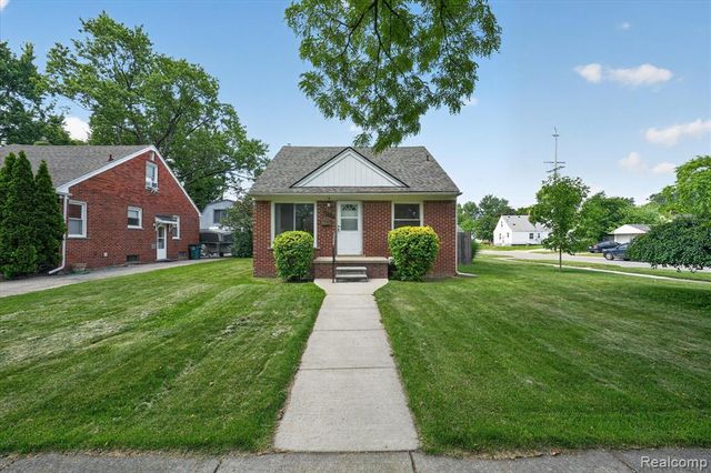 14010 Hart Street, Oak Park, MI 48237
