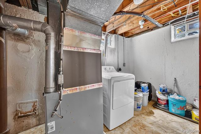14010 Hart Street, Oak Park, MI 48237
