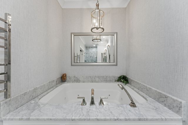 1500 N North Park Avenue, Chicago, IL 60610