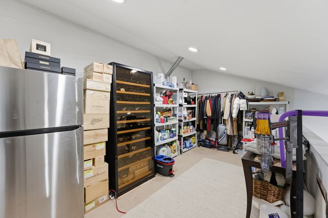 1500 N North Park Avenue, Chicago, IL 60610