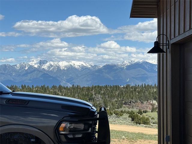 5845 Dry Creek Ranch Road, Whitehall, MT 59759