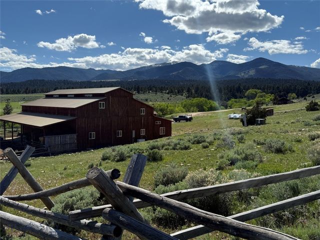 5845 Dry Creek Ranch Road, Whitehall, MT 59759