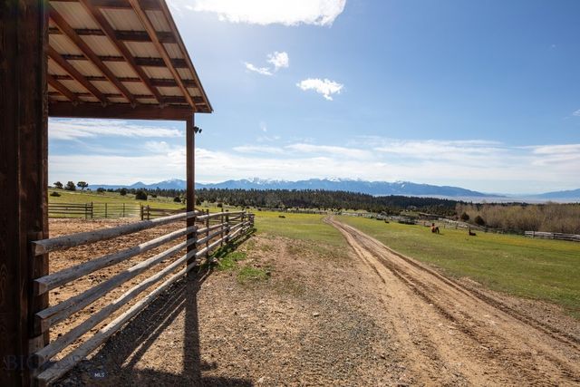 5845 Dry Creek Ranch Road, Whitehall, MT 59759